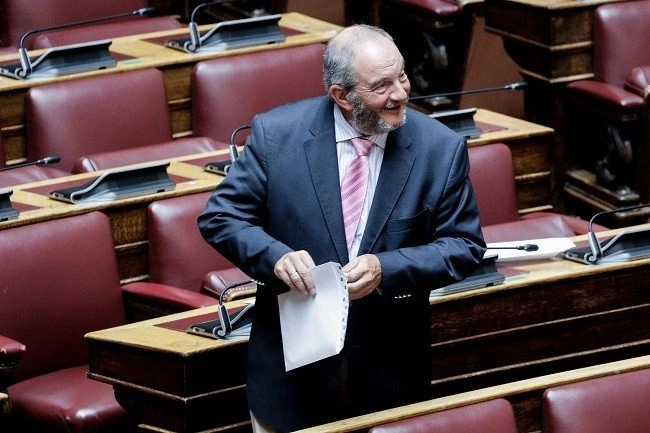 karamanlis3.jpg