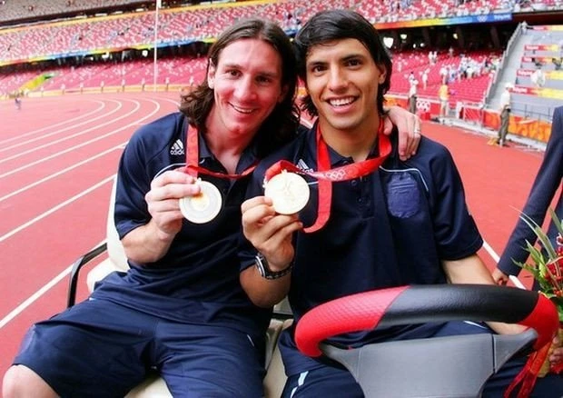 aguero-messi-4.jpg