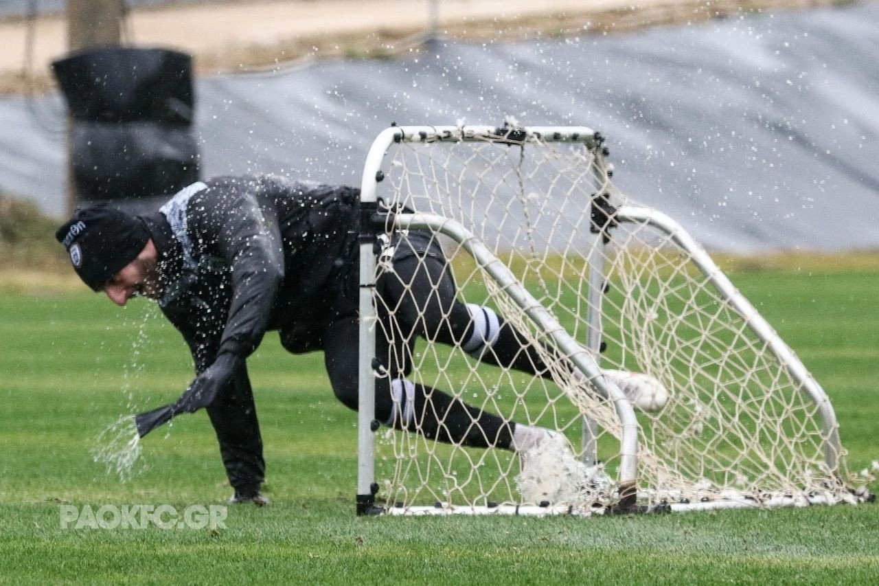paok-mesimvria-rain.jpg