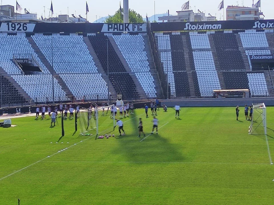 2-LIj54.jpg