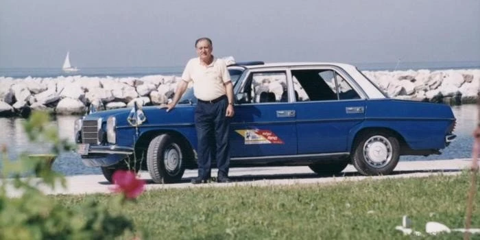 mercedes-benz-taxi-museum.jpg