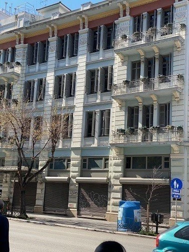 ladadika.jpg