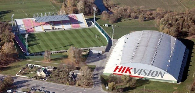 indoor-stadion.jpg