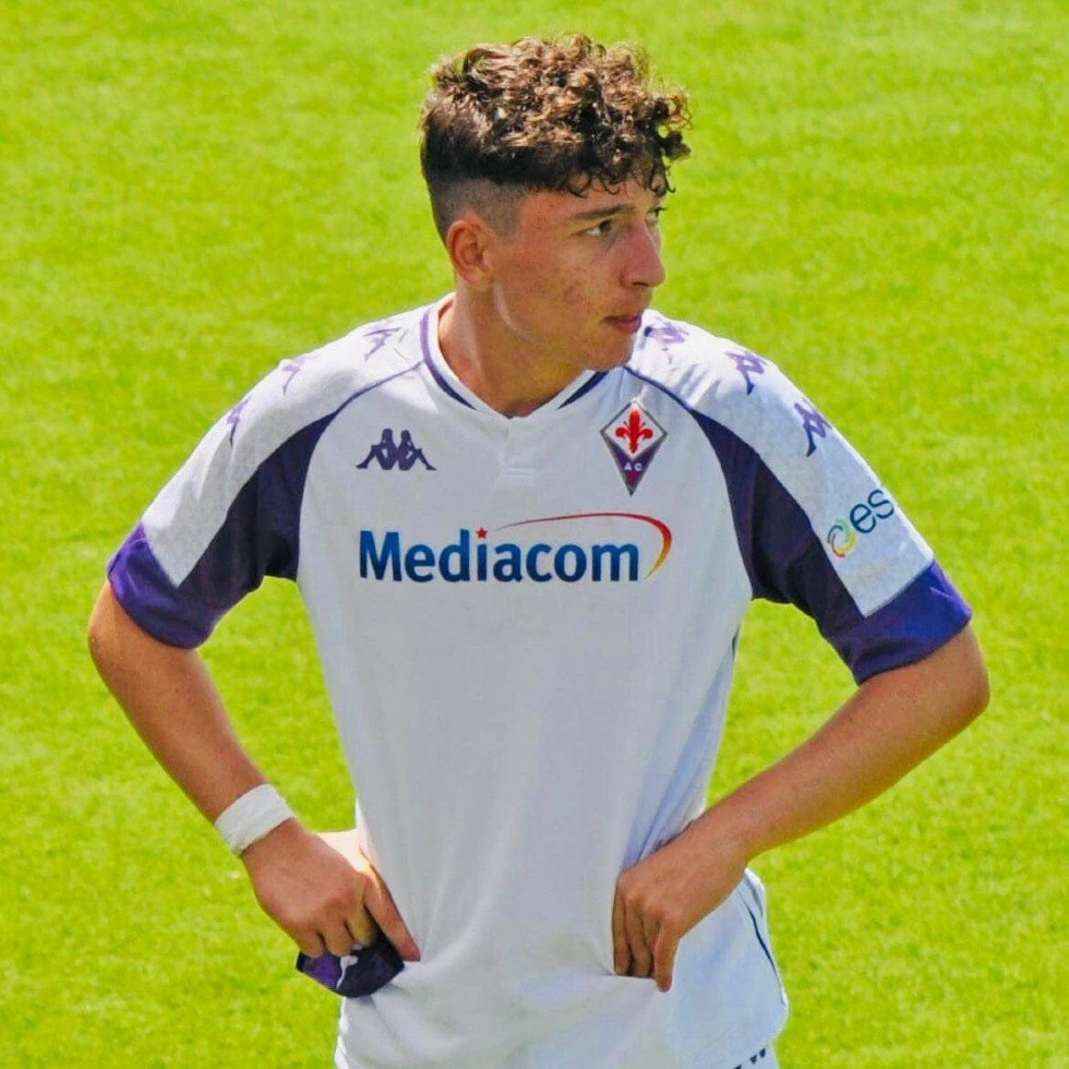 charalampoglou-1-Avrkg.jpg