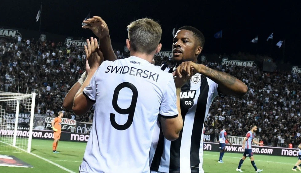 swiderski-akpom.jpg