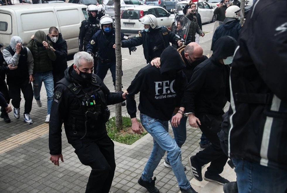 alkis-dikastiria-katigoroumenoi-5.jpg