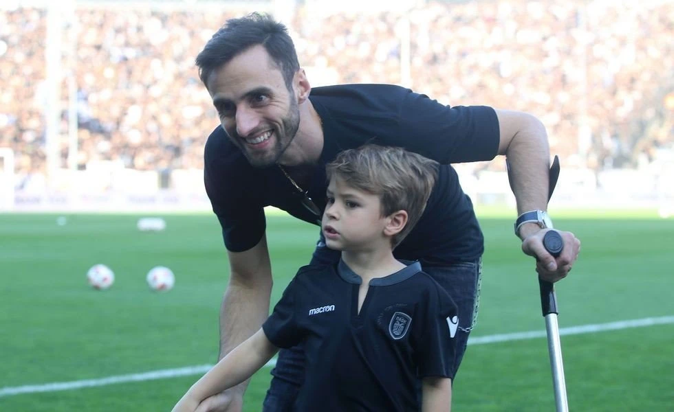 mauricio-injury.jpg