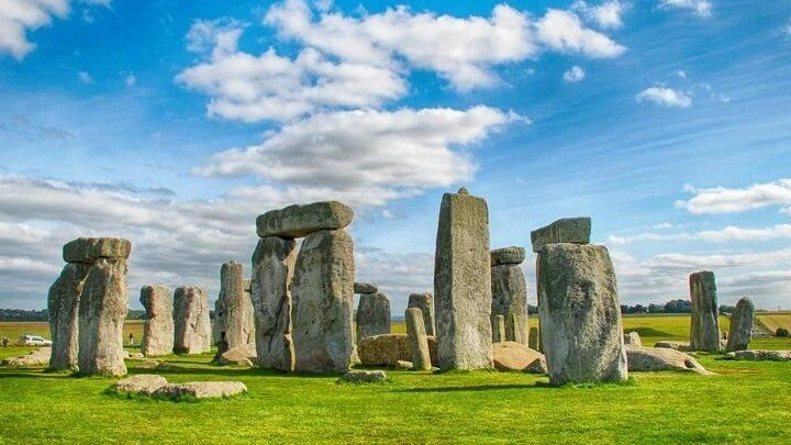 stonehenge-ape.jpg