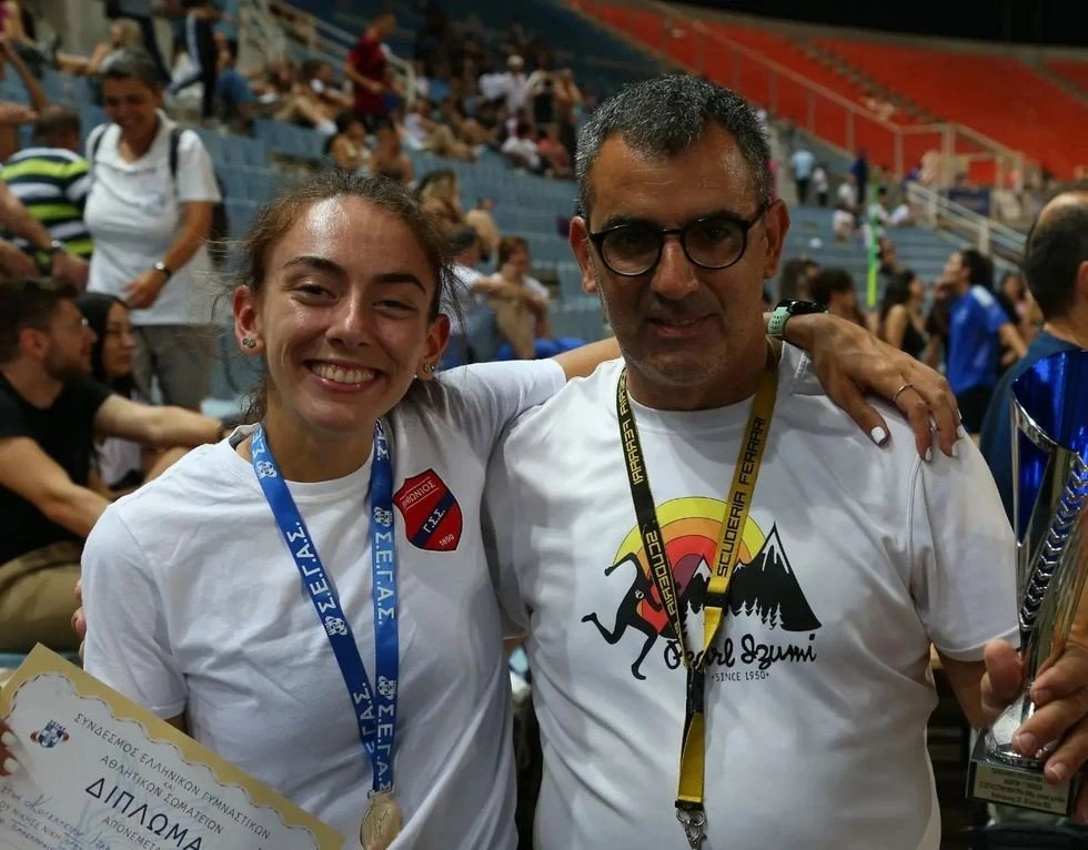 kotsaxeilh-coach.jpg