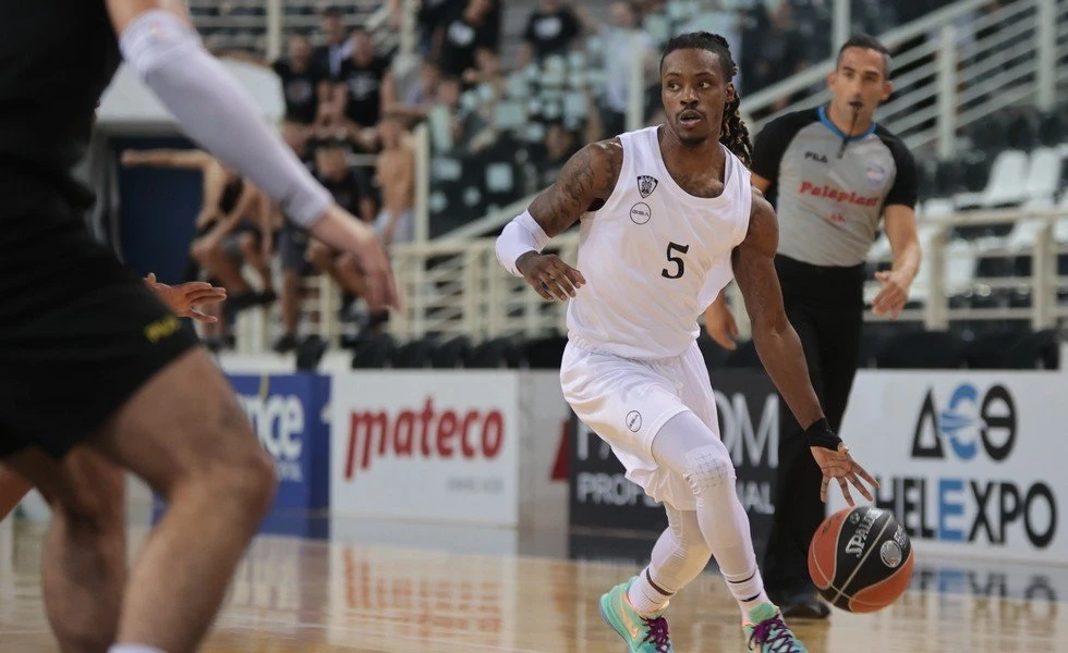 riley-paok-aek.jpg