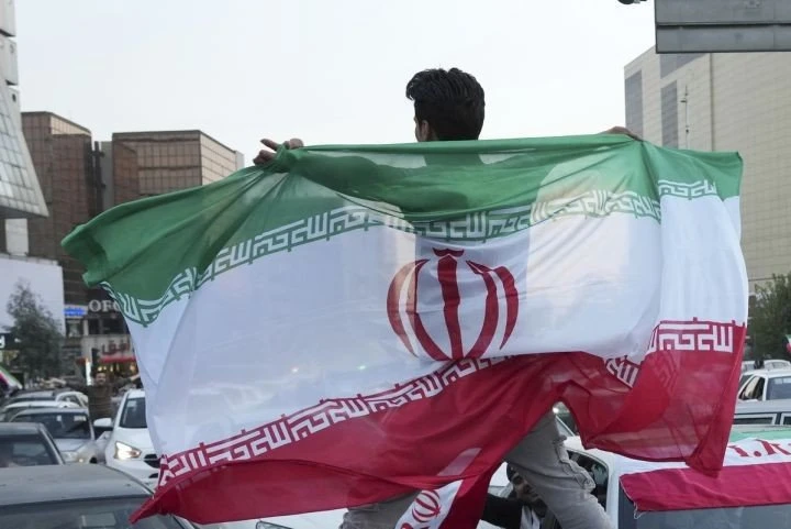 iran-simaia.jpg