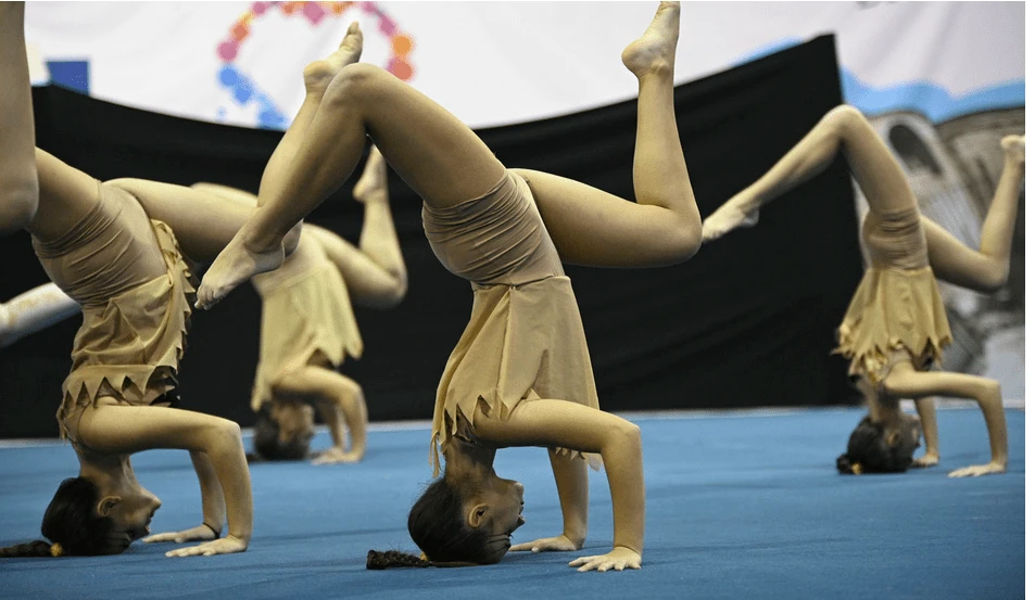 screenshot-2023-11-13-at-20-48-20-me-khamoghela-epese-i-aulaia-toy-4oy-horizon-cup-sti-thessaloniki-horizon-cup.png