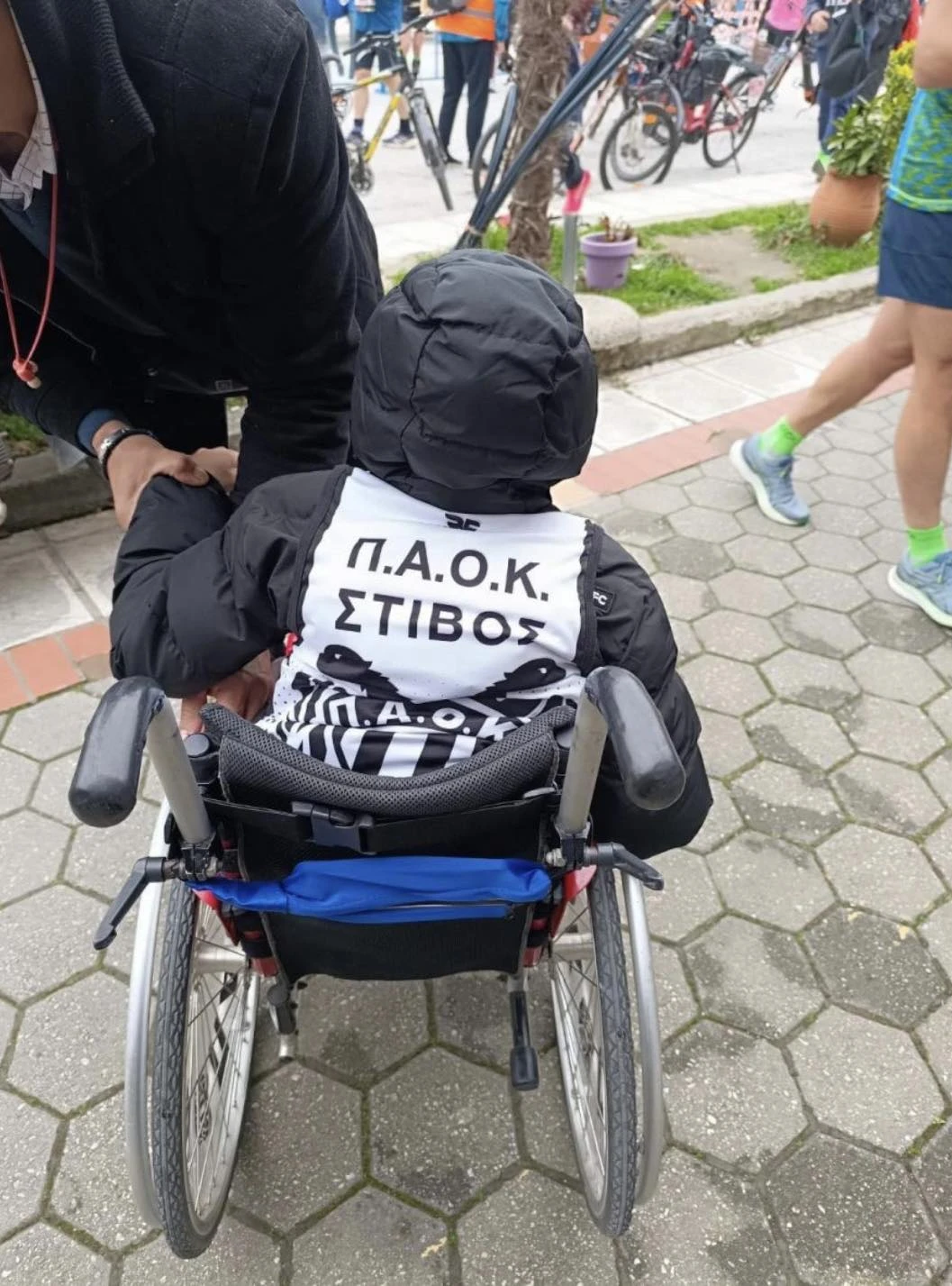 433938273-7199952493426960-8105867918506114643-n.jpg