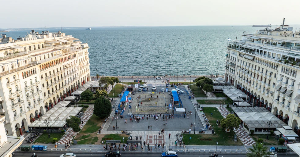 plateia-aristotelous-beach-handball-2.jpg