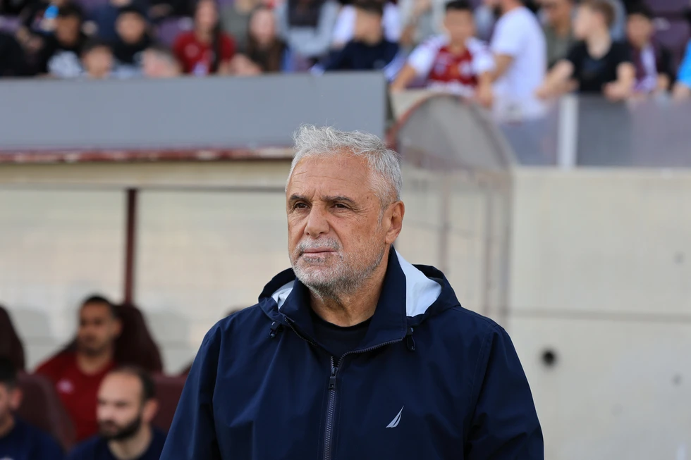 ael-vosniadhs.jpg