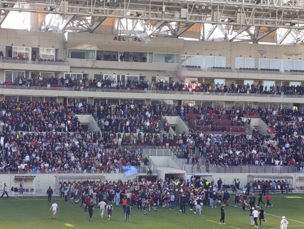 ael-Nt9gI.jpg