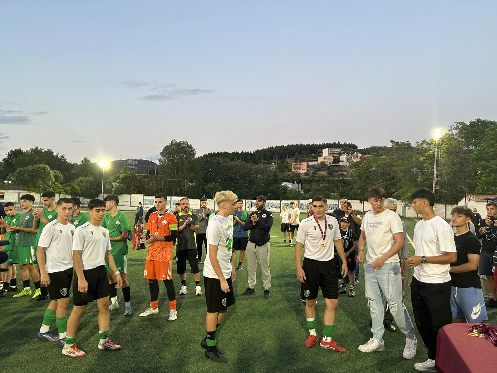 8-jJyL4.jpg