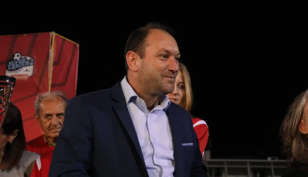 petros-martsoukos-kamp4.jpg