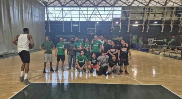 giannis.jpg