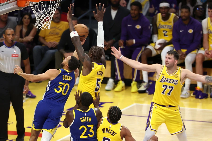 curry-doncic.jpg