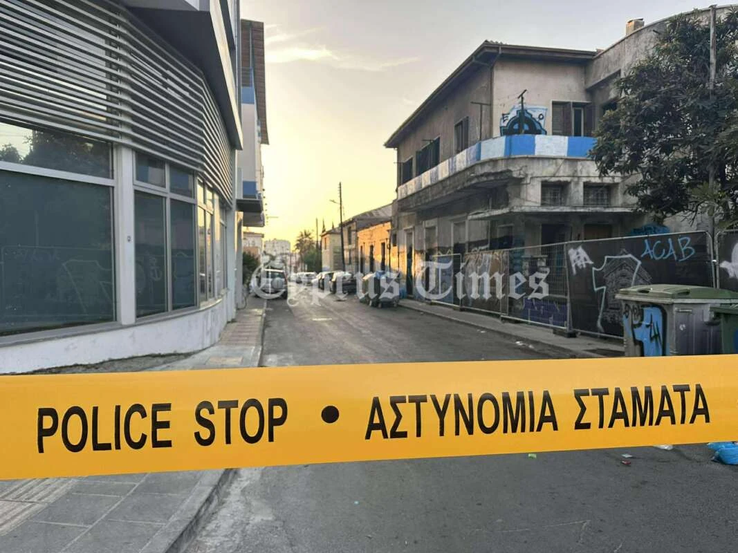 epeisodialemesos.jpg