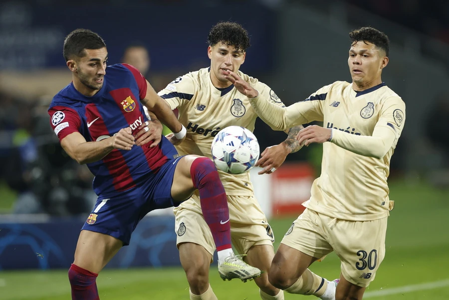 sanchez-porto-barcelona.jpg