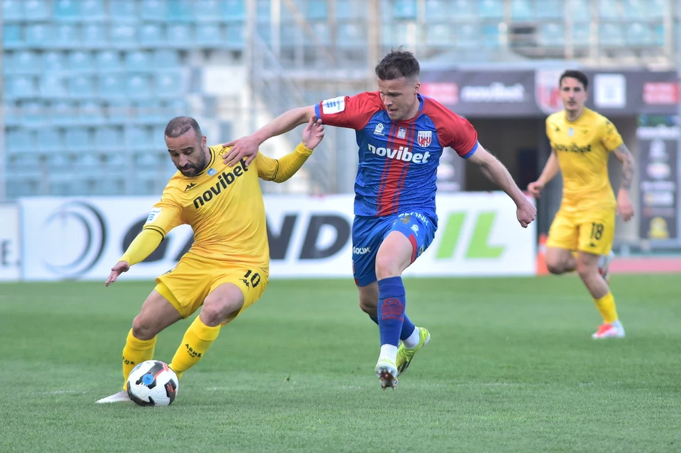 volos-aris.jpg