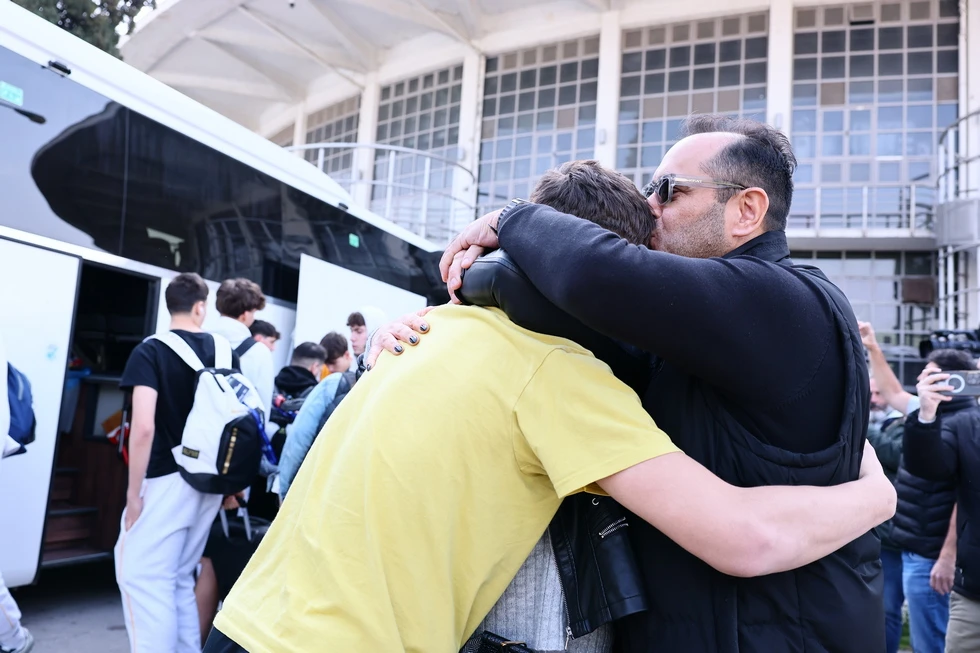 afixi-u18-aris-3-qwz2T.jpg