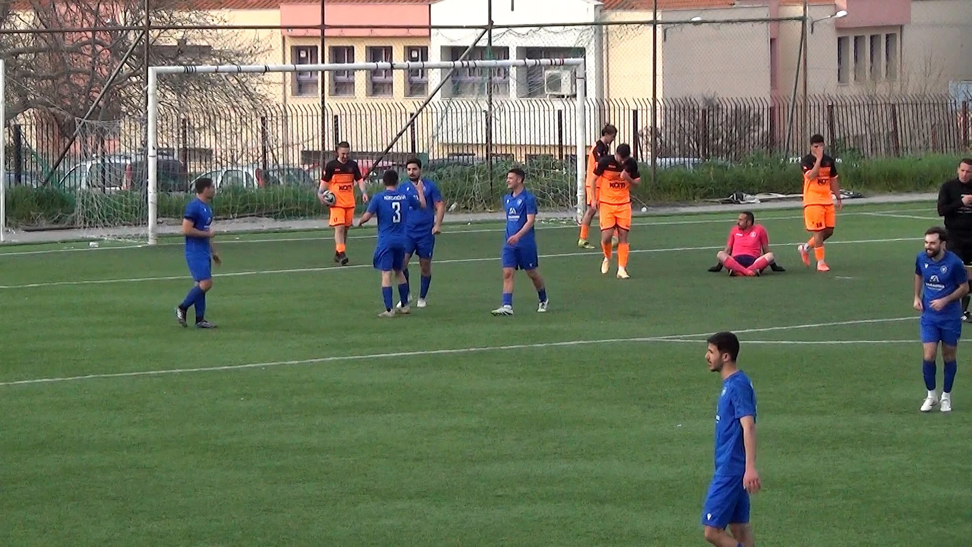9-CAthu.jpg