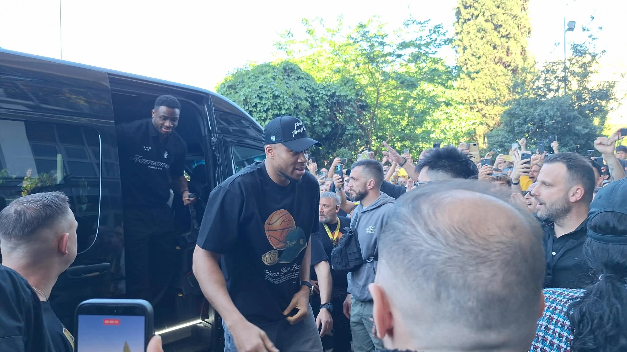 giannis.jpg?v=0