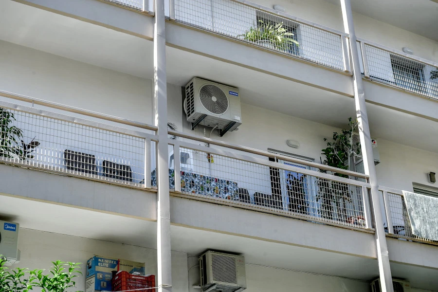 Το διαμέρισμα στο οποίο διαπράχθηκε η γυναικοκτονία στην Καλαμάτα