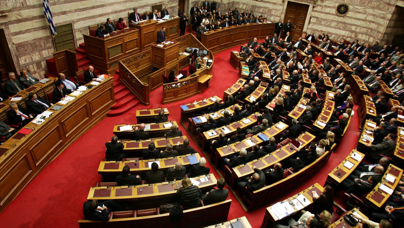 Υπερψηφίστηκε από τη Βουλή ο υποχρεωτικός εμβολιασμός