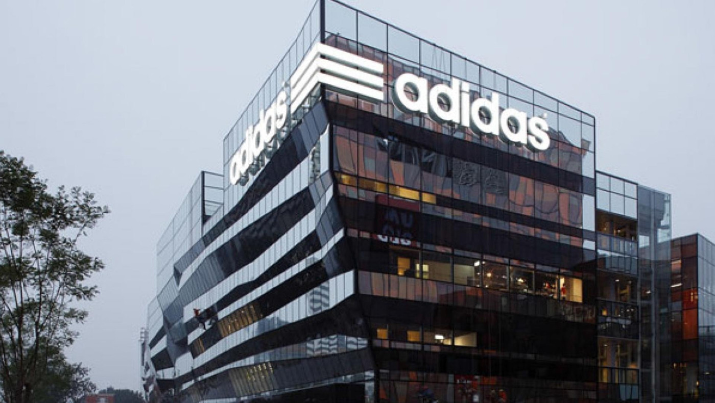 Ιστορική «ταύτιση» Adidas-Nike