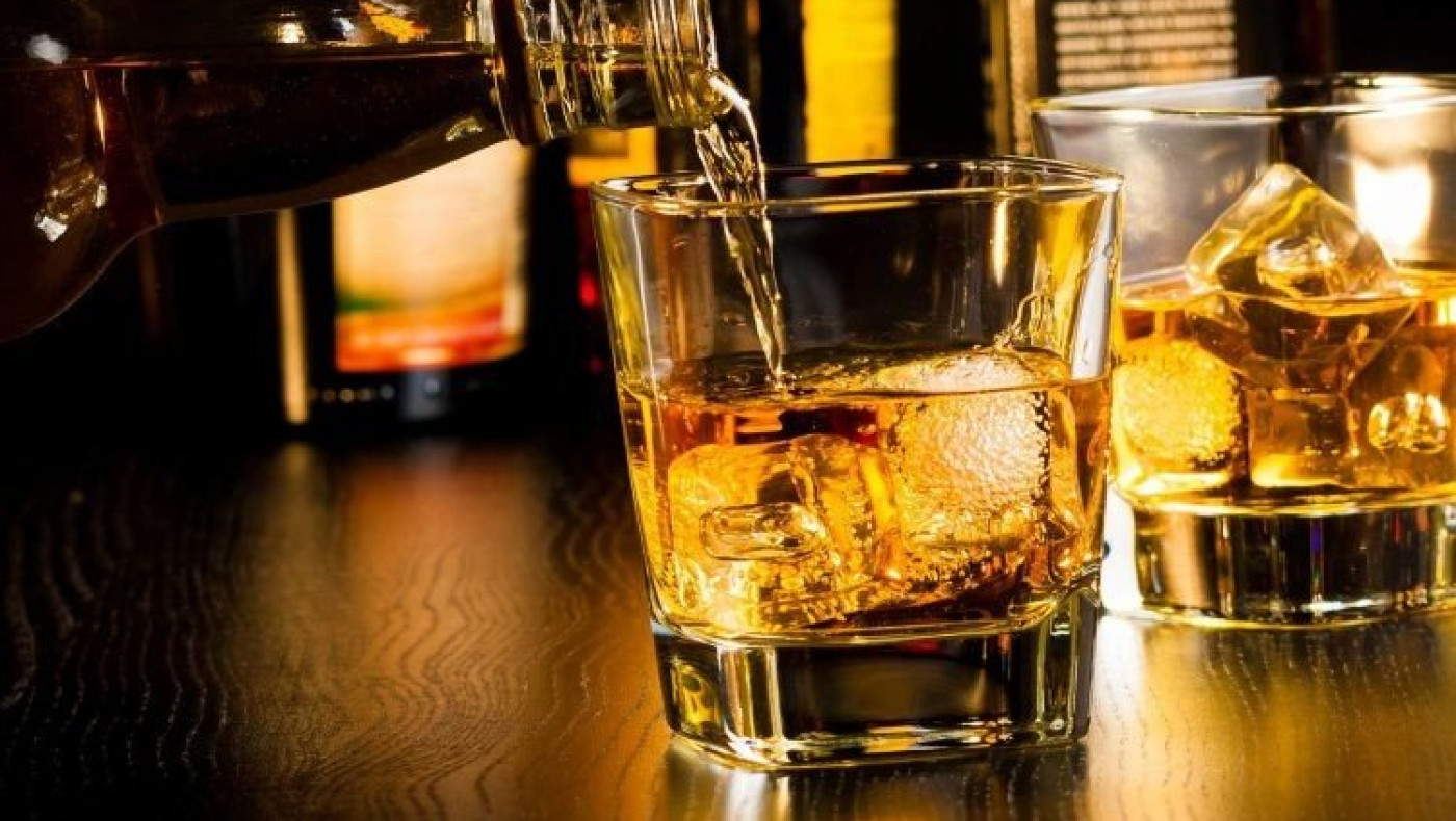 Αυτά είναι τα συμπτώματα στέρησης από το αλκοόλ