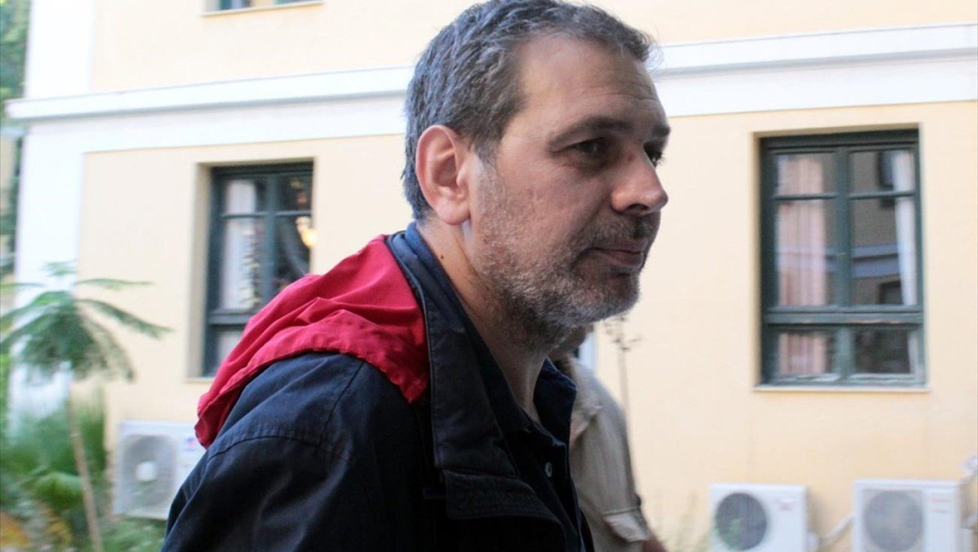 Ανάρτηση-έκπληξη για την ένοπλη επίθεση στον Στέφανο Χίο