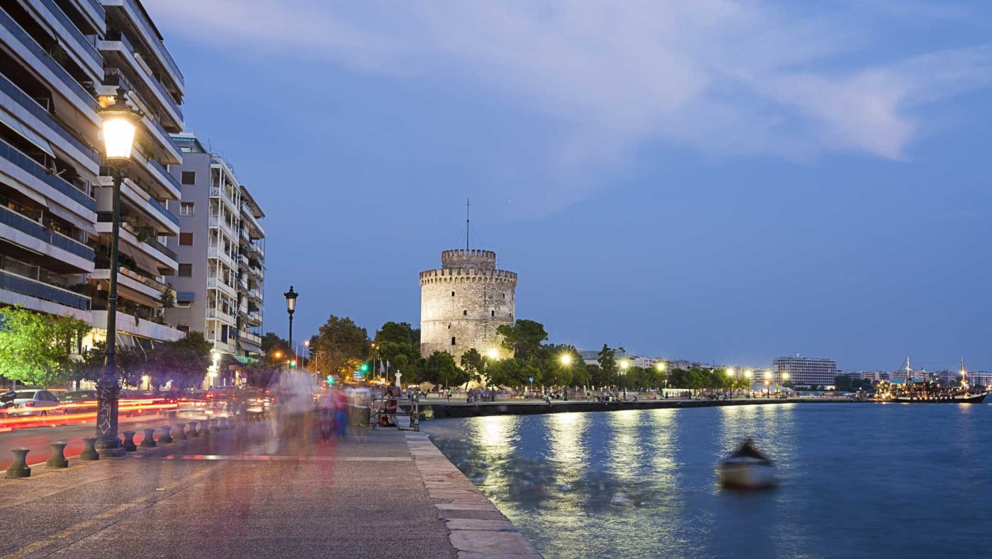 Lockdown στη Θεσσαλονίκη μετά τον Δεκαπενταύγουστο αν δεν μειωθούν τα κρούσματα κορωνοϊού
