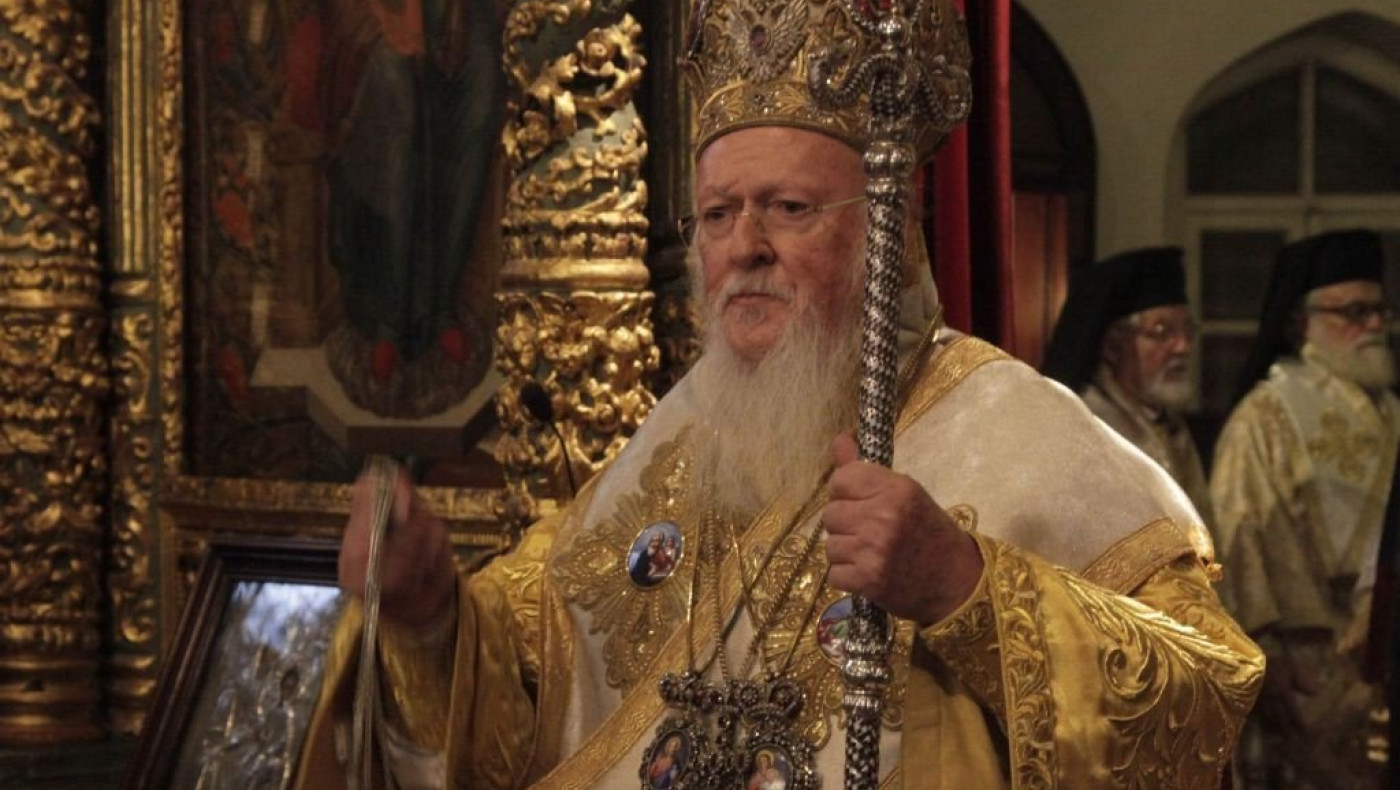 Στη ΧΑΝΘ ο Πατριάρχης Βαρθολομαίος - Του δόθηκε η φανέλα με το Νο7