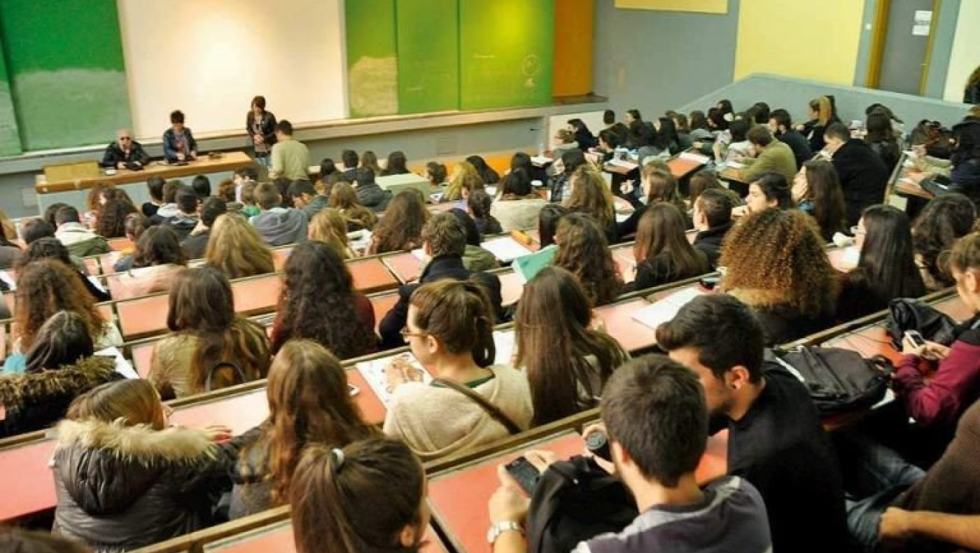 «Αιώνιοι» φοιτητές: Πόσοι φοιτούν στα ελληνικά πανεπιστήμια και πότε θα διαγραφούν