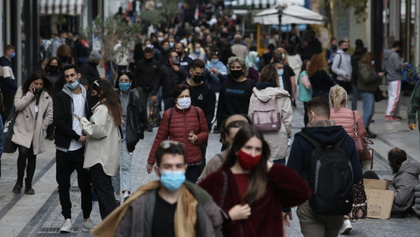 18.094 κρούσματα και 88 θάνατοι - 460 διασωληνωμένοι