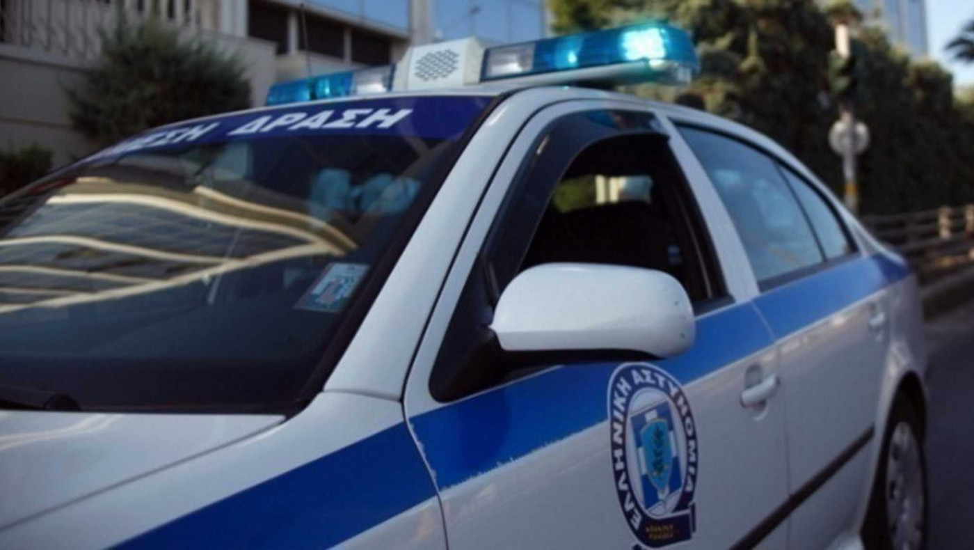 Τρόμος σε αστυνομικό τμήμα: Αστυνομικός πυροβόλησε… κατά λάθος δύο φορές!