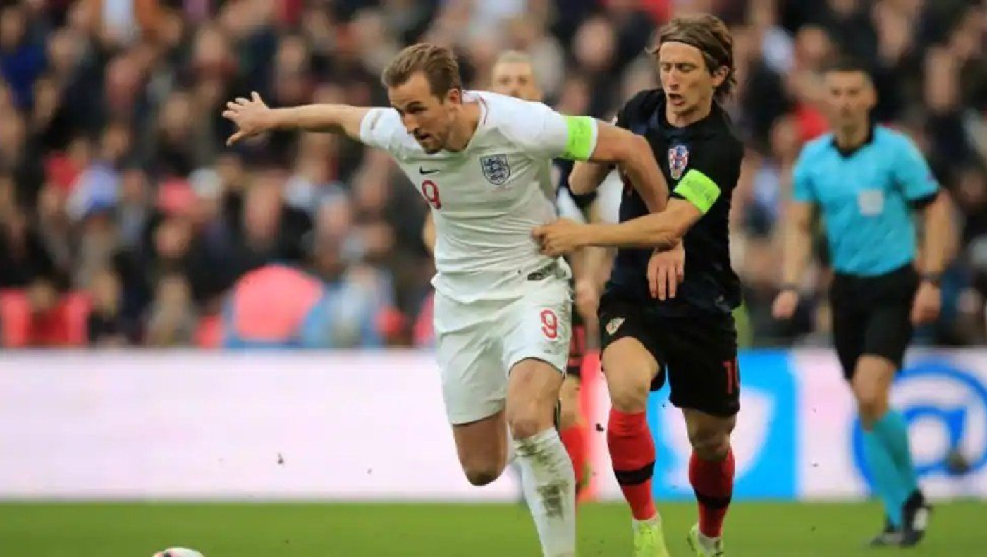 Euro 2020: Το γκολ Στέρλινγκ έσπασε την παράδοση, 1-0 η Αγγλία
