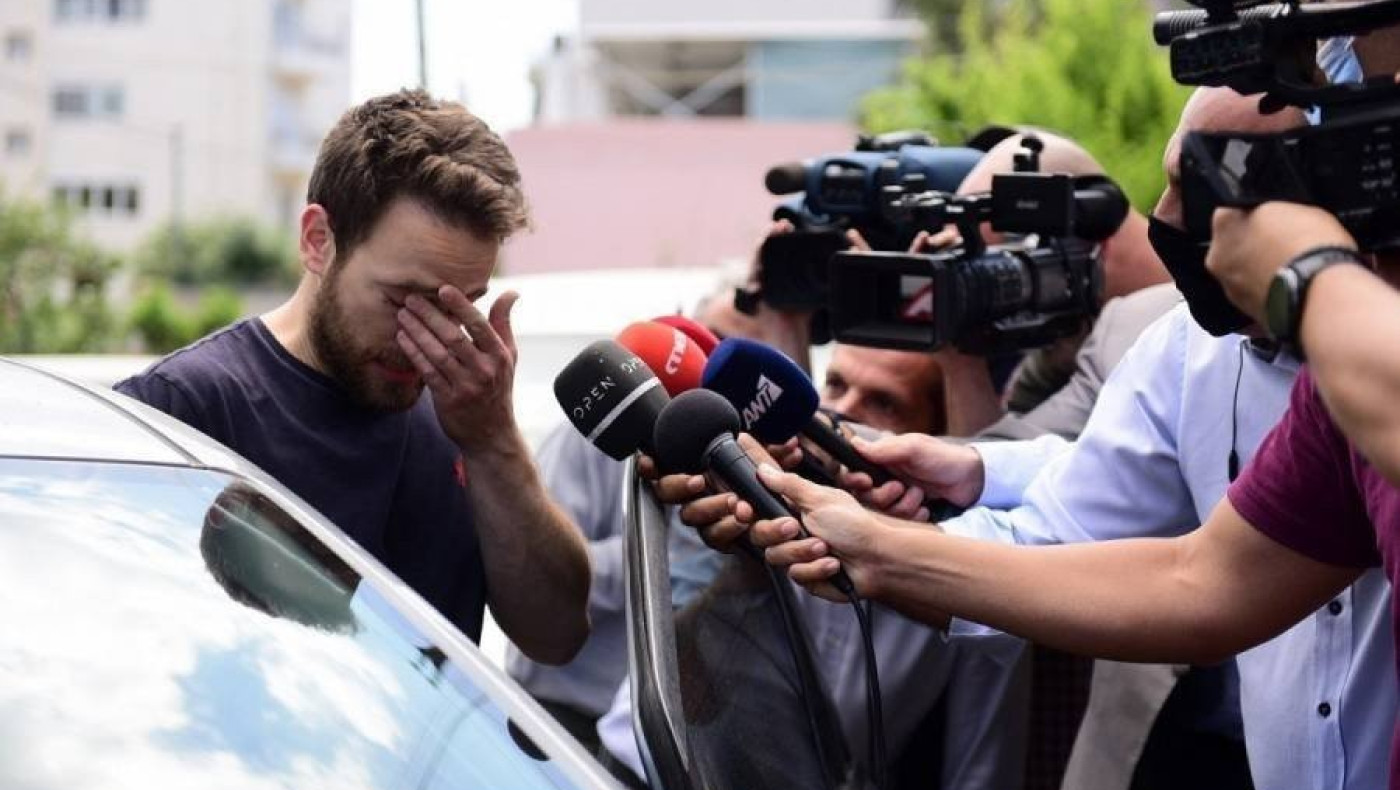 Γλυκά Νερά-Σοκαριστική ομολογία: «Την έπνιξα με το μαξιλάρι»!
