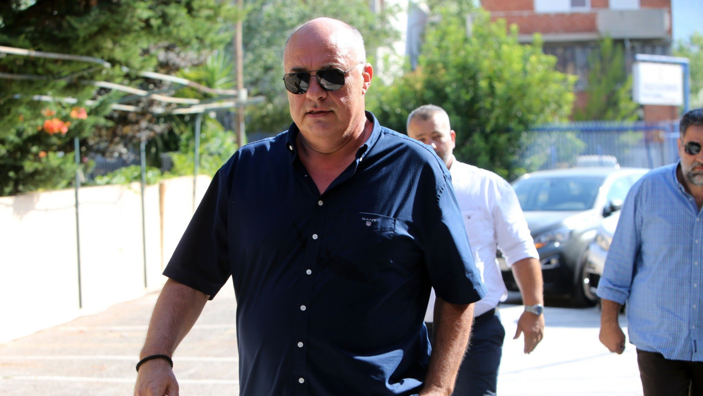 Μπέος: «Τέρμα οι λυκοφιλίες» - Απολαυστικές ατάκες για Ολιβέιρα, Δουβίκα και... τηλεοπτικά!