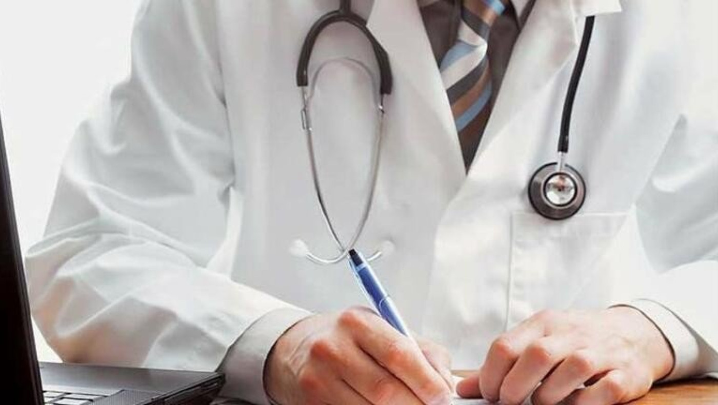 Θεσσαλονίκη: Δίωξη σε βάρος 74χρονου γιατρού-Θώπευσε 15χρονο σε διαγνωστικό κέντρο