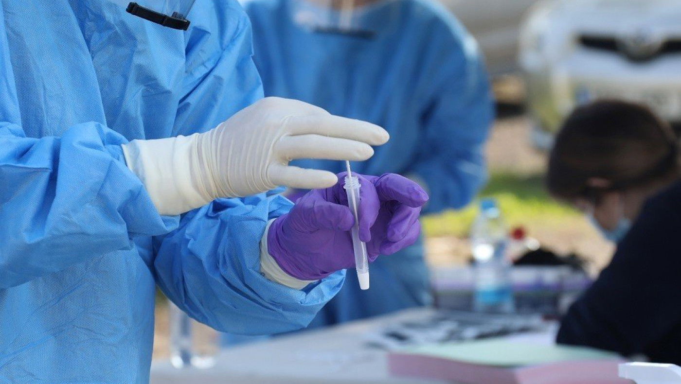 Εξαδάκτυλος για εμβόλια COVID-19 στα φαρμακεία: «Οι πολίτες θα πληρώνουν για χειρότερες συνθήκες»