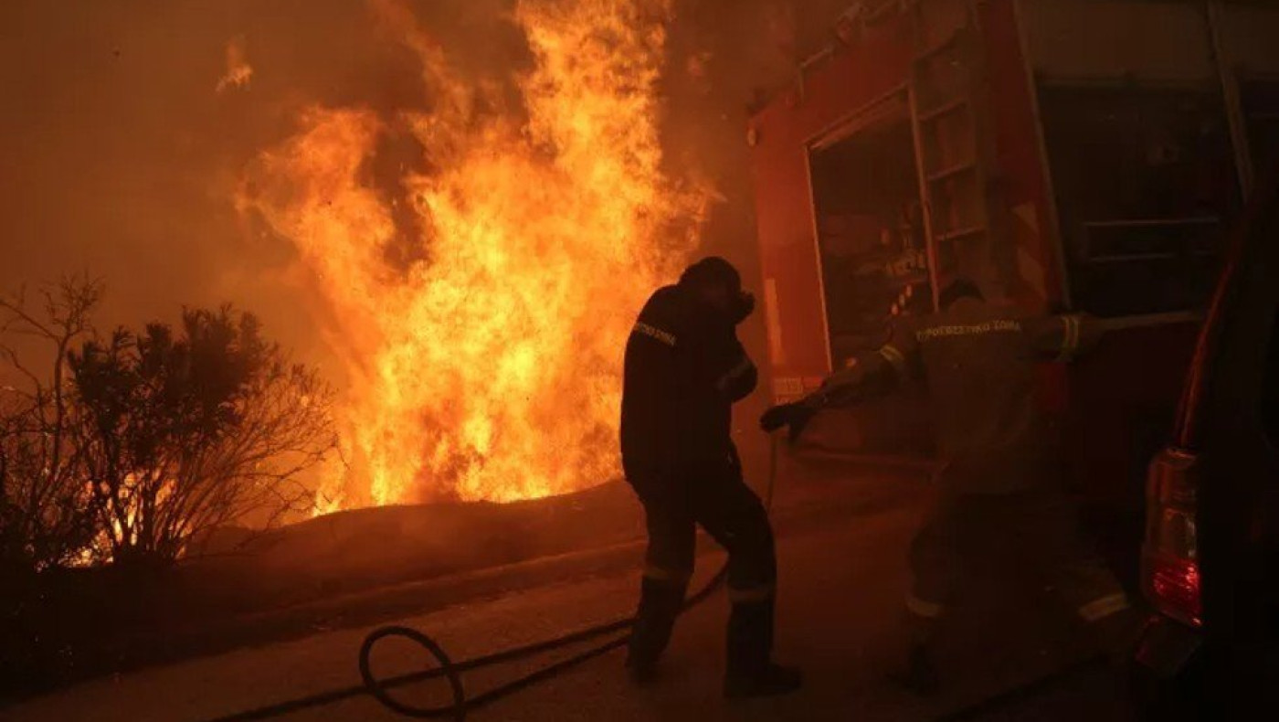 Φωτιά στην Πεντέλη - Νεκρός 80χρονος: Αυτοκτόνησε μόλις το σπίτι του περικυκλώθηκε από τις φλόγες