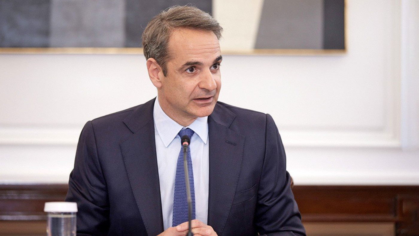 Θεσσαλονίκη: Τι απάντηση πήρε ο Μητσοτάκης όταν ρώτησε τρεις νεαρούς τι ομάδα είναι (video)