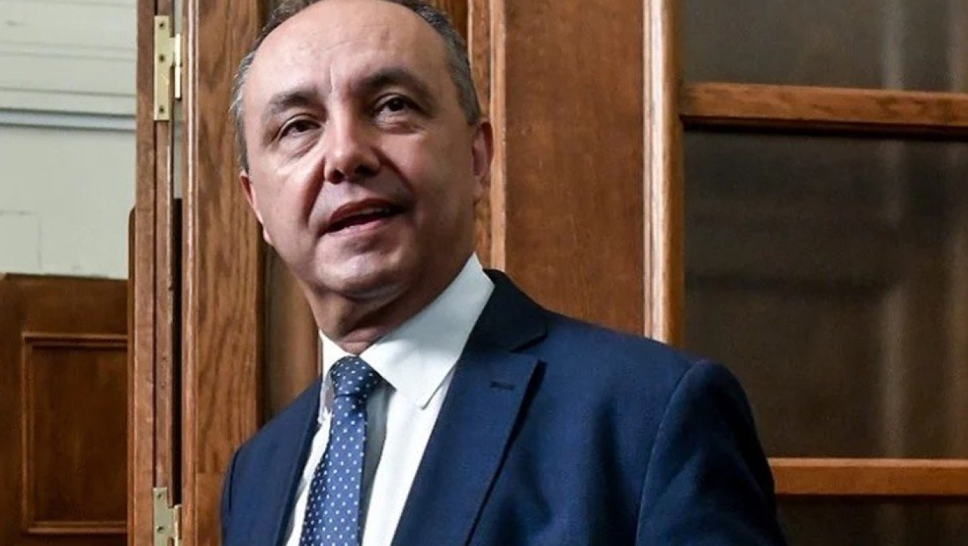Θόδωρος Καράογλου: Γιατί ταξίδεψε στο Μαυροβούνιο