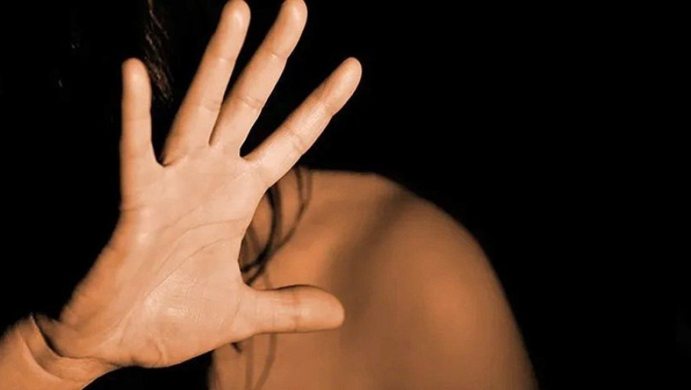 Καταδικάστηκε καθηγητής για «χέρι» σε μαθήτρια