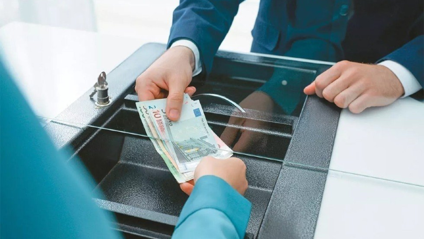 Ακρίβεια, η κληρονομιά που αφήνει το 2022 στο 2023